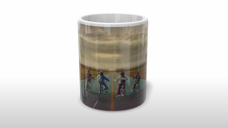 Caneca Stranger Things - Bikes